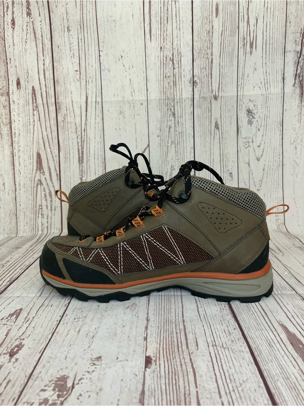 Vasque Monolith Ultradry Waterproof Durable Outdoor Hiking Mens 10 M Boots